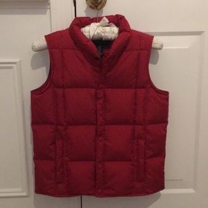 Lands’s End red down vest; boy/girl